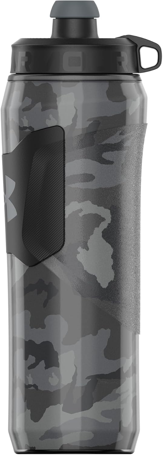 Under Armour UA 28oz Playmaker Squeeze Insulated 2 Black Steel Camo OSFA