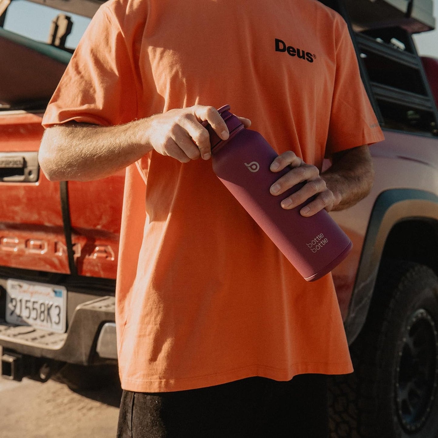 BOTTLE BOTTLE 40 oz sports water bottle stainless steel insulated water bottle with straw and pills holder