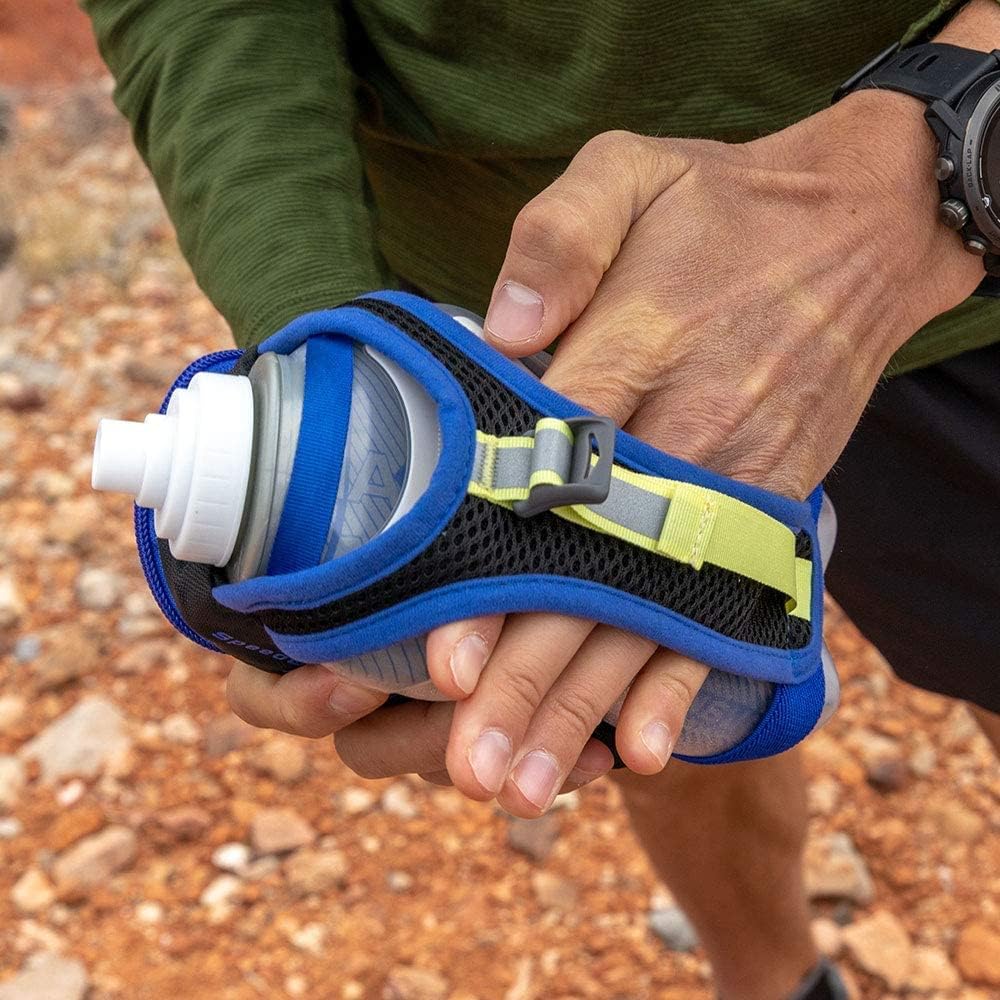 Nathan Water Bottle Handheld, Grip-Free Running Water Bottle Handheld, SpeedDraw Plus Insulated Flask, Handheld Running Water Bottle for Runners, Hiking, etc. Sports Water Bottles